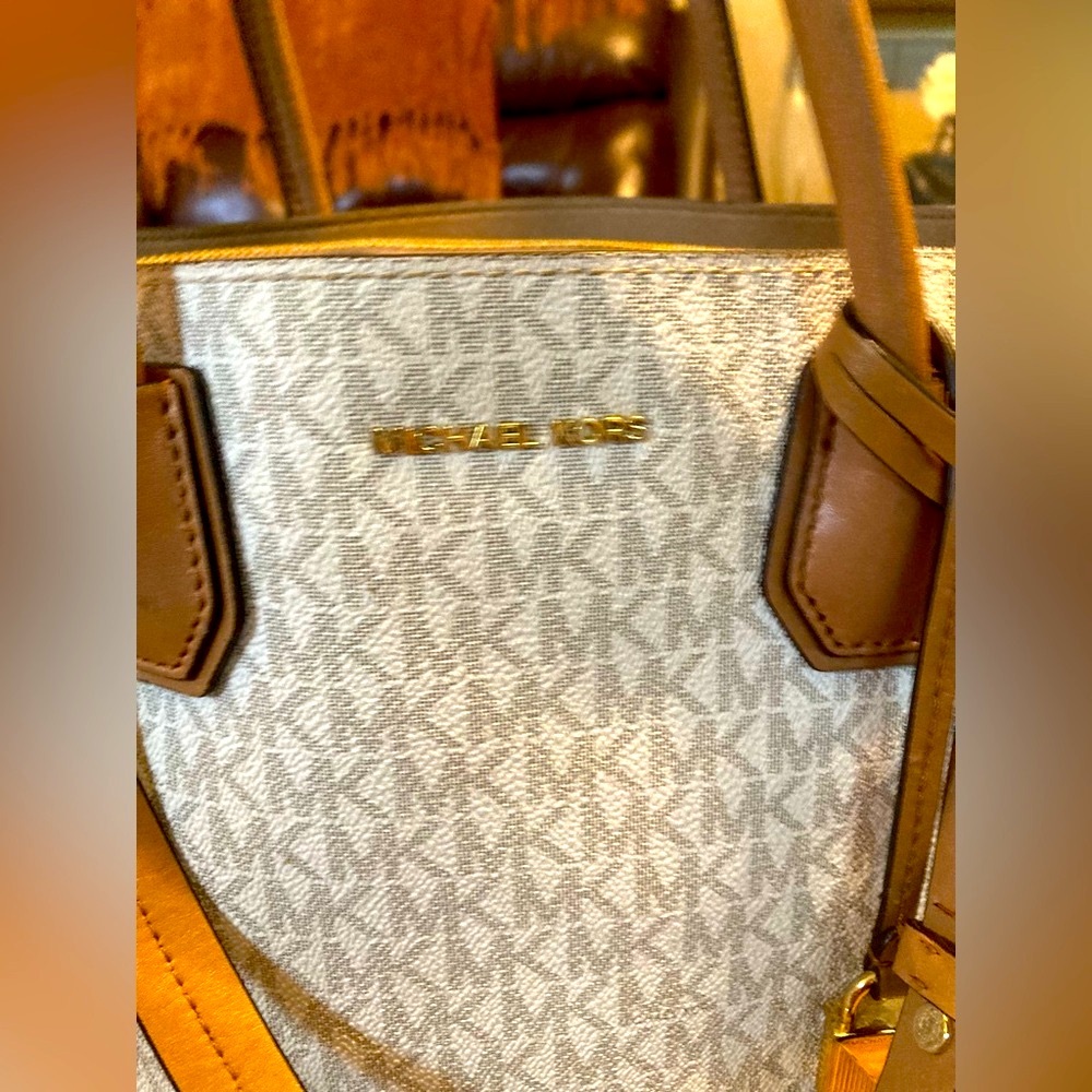 MICHAEL KORS MERCER LG SATCHEL SHOULDER LEATHER BAG 💼